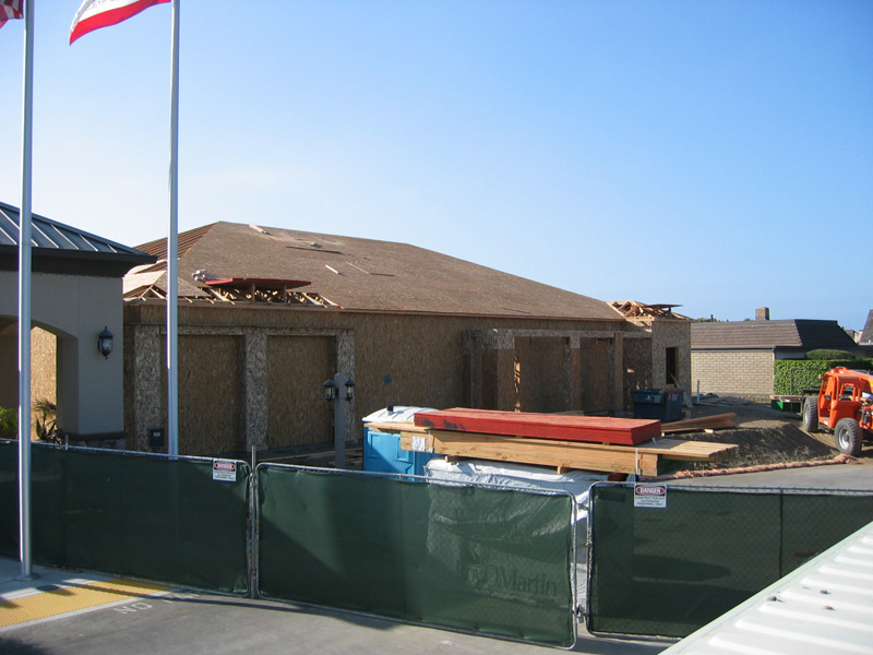 Clubhouse 2490 Solid Roof